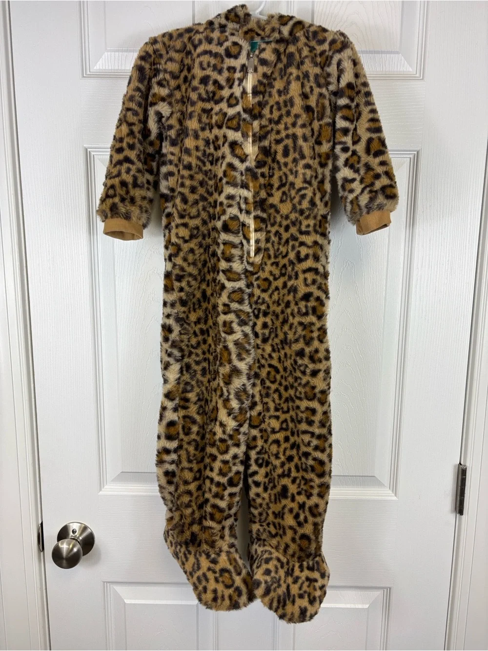 Posh Peanut Lana leopard costume sz 2T